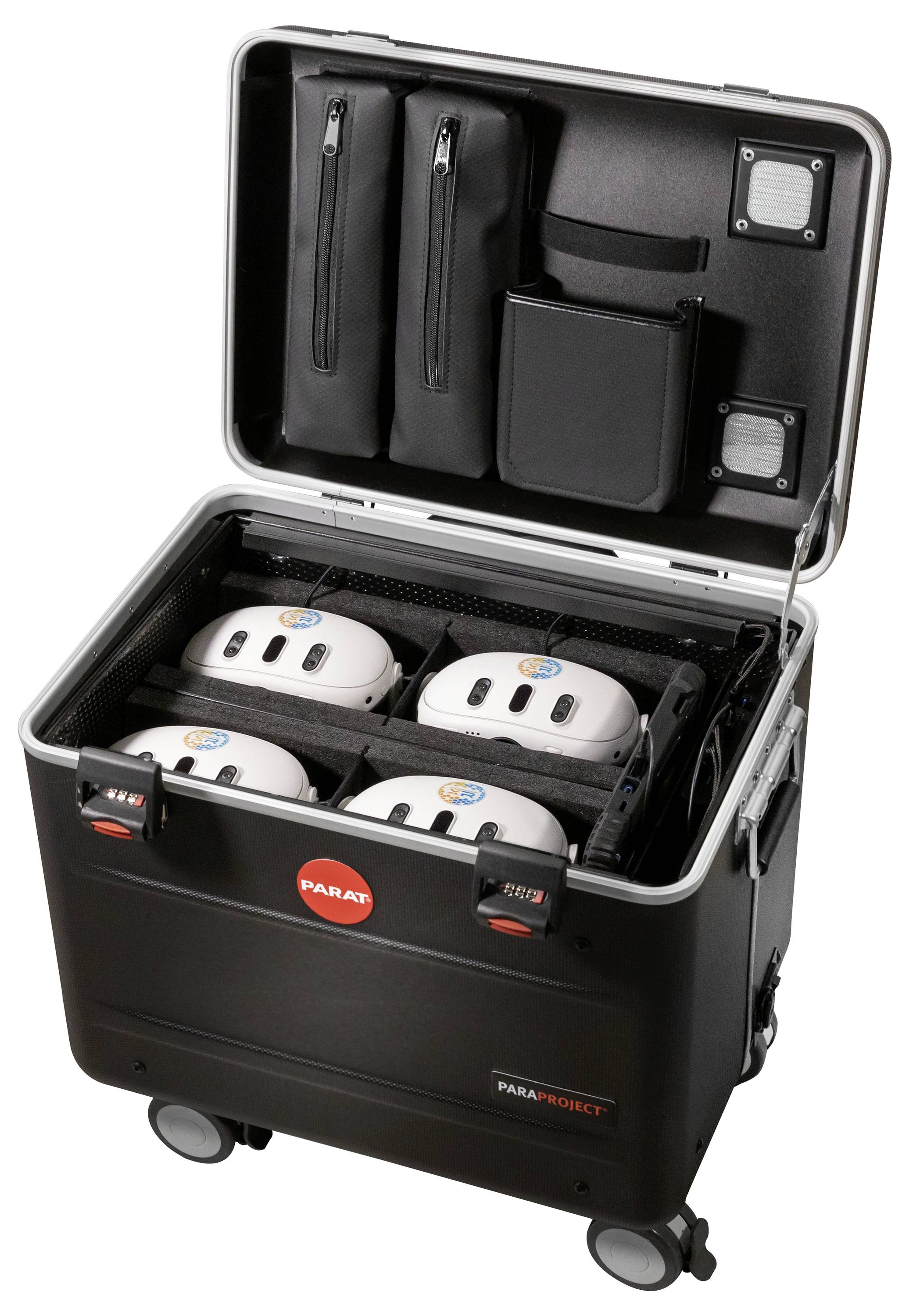 Czarny walizka na kółkach z otwartą klapą, zawierająca kilka białych urządzeń z otworami wentylacyjnymi, górna komora z kieszeniami na akcesoria.