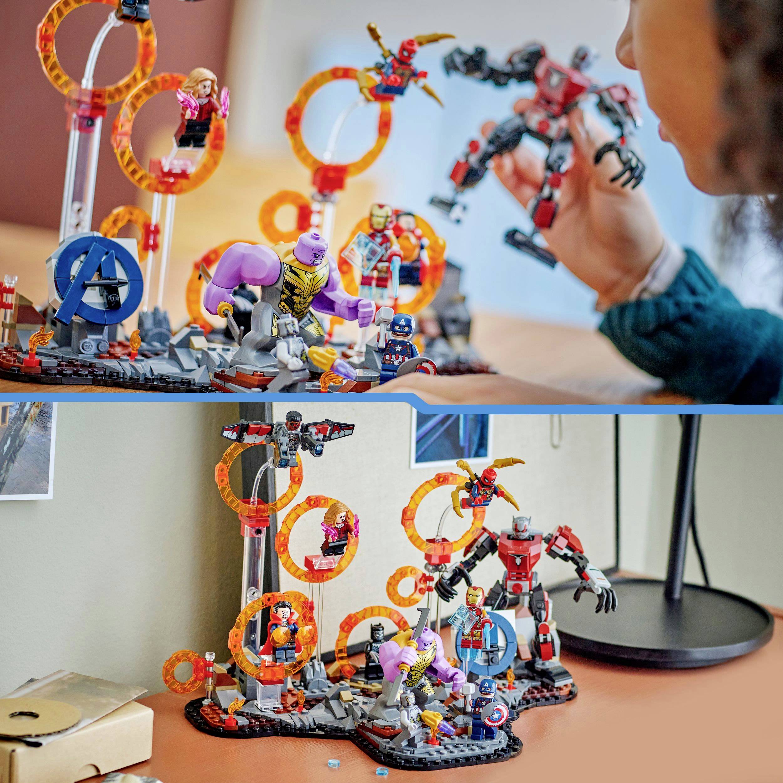 Osoba bawi się zestawem Lego, który składa się ze stołu z rozmieszczonymi dookoła figurkami i strukturami. Różne postacie do zabawy.