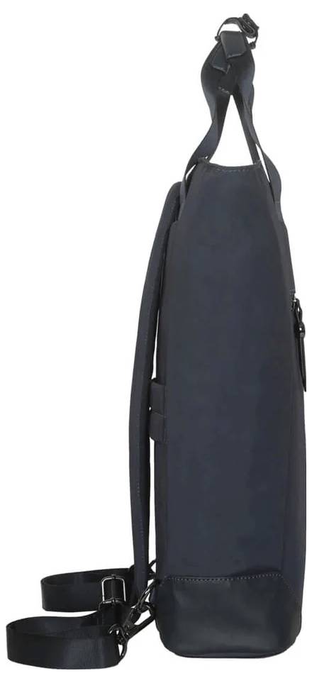 Czarna skórzana torba na ramię, widziana z boku, z regulowanym paskiem i zamkiem błyskawicznym.