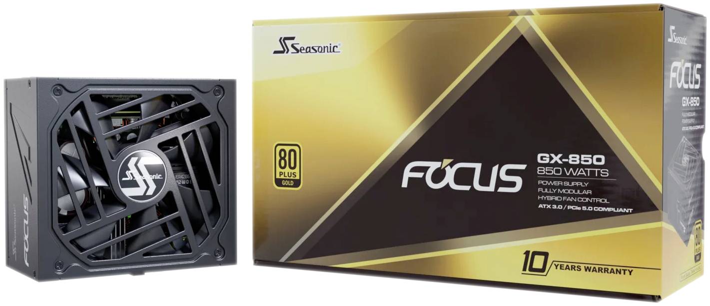 Zasilacz Seasonic Focus GX-850 obok opakowania. Zasilacz posiada certyfikat 80 Plus Gold oraz 10-letnią gwarancję.