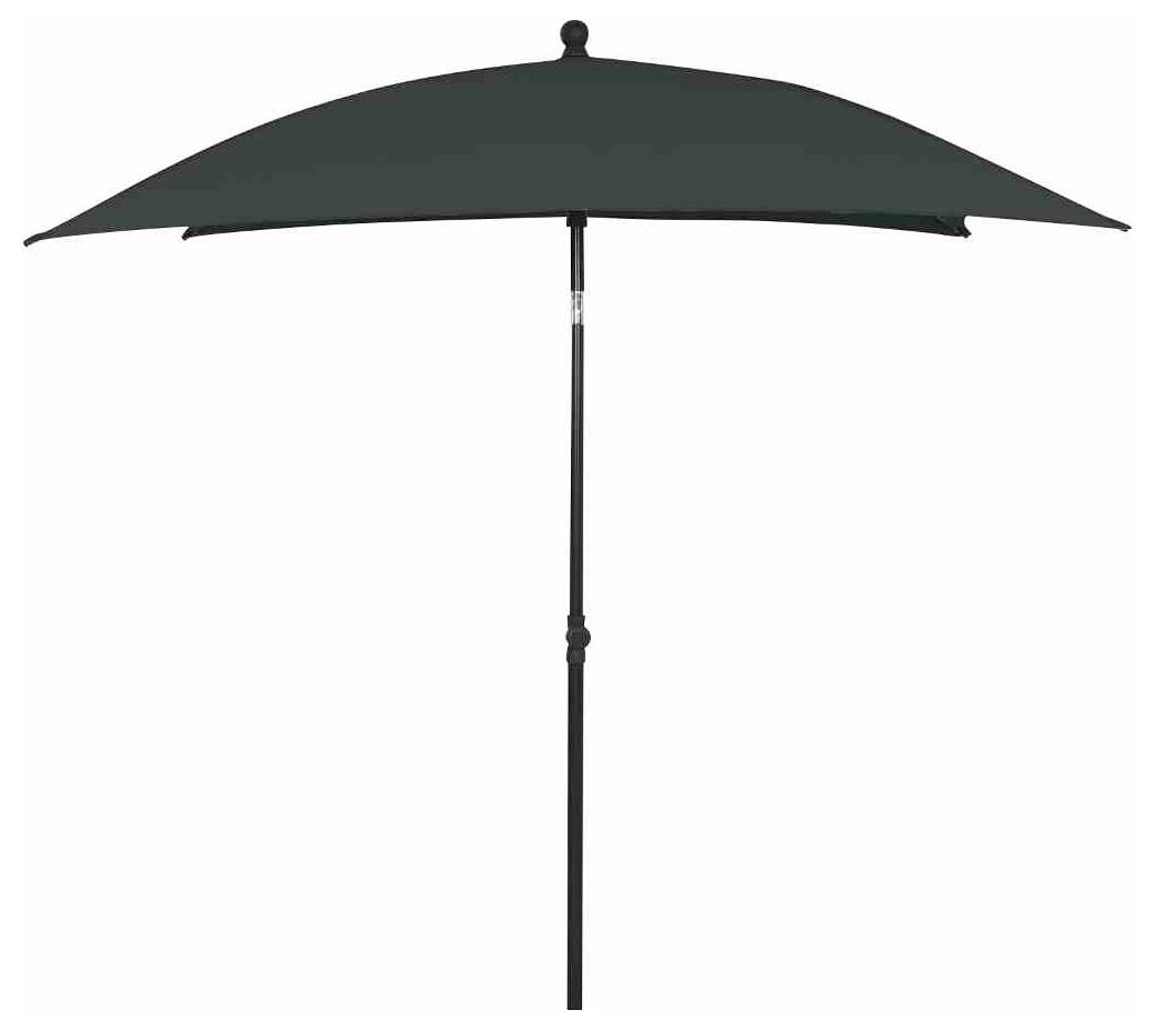 Ciemnozielony parasol przeciwsłoneczny jest rozłożony, umieszczony na czarnym, regulowanym stelażu.