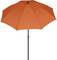 Pomarańczowy parasol z czarną rączką stoi pionowo.
