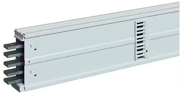 Jasnoszara szyna prądowa z czterema czarnymi paskami przewodzącymi, odpowiednia do przemysłowego rozdziału energii elektrycznej i podłączania urządzeń.