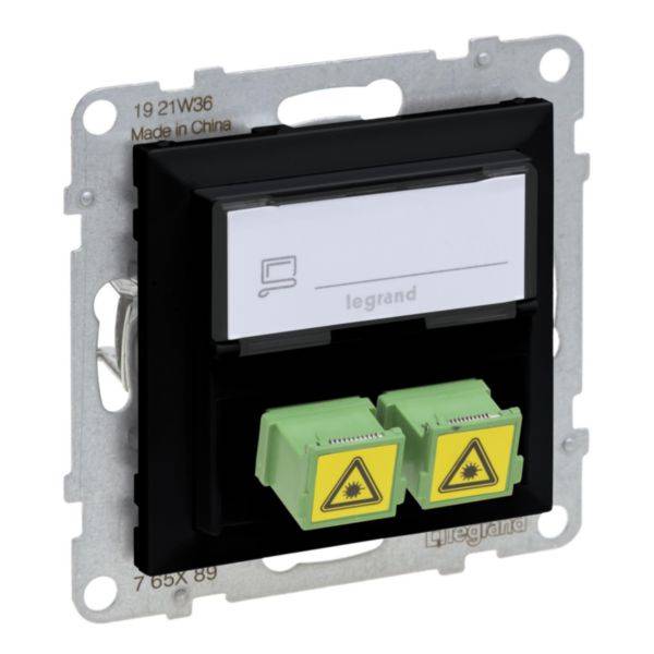 Moduł sieciowy z dwoma zielonymi złączami światłowodowymi, oznaczony żółtymi ostrzeżeniami dotyczącymi promieniowania laserowego.