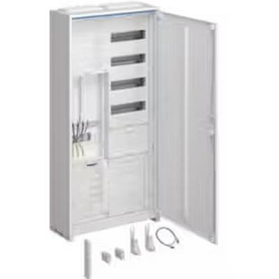 Otwarty rozdzielnik elektryczny z wieloma przegrodami, kablami i akcesoriami na dole. Idealny do instalacji i organizacji elementów elektrycznych.