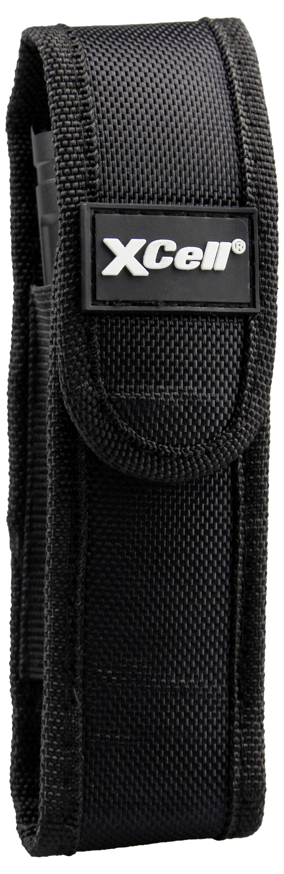 Czarne etui wykonane z wytrzymałego materiału z zamknięciem na klapkę, logo marki 'XCell' na przedniej stronie.