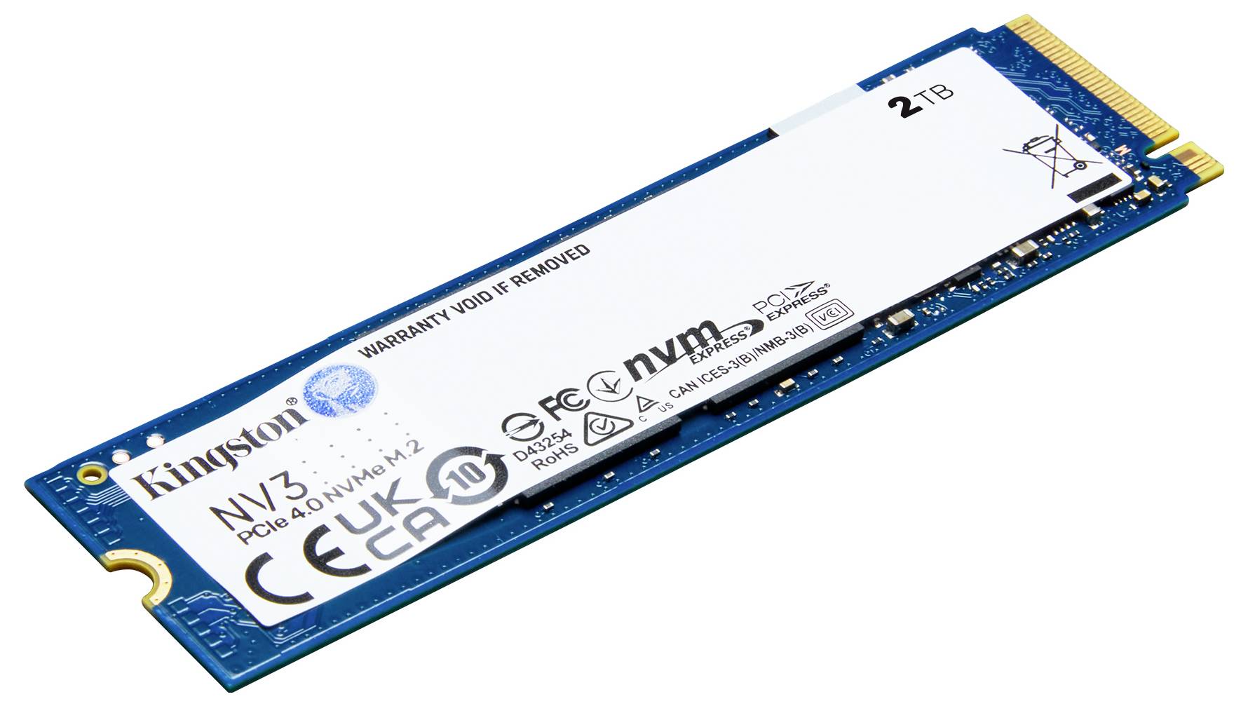 Dysk SSD Kingston NV2 PCIe 4.0 NVMe M.2 o pojemności 2 TB, z niebieską płytką PCB, z etykietą i informacjami technicznymi.