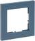 Niebieski plastikowy ramka do gniazdka elektrycznego lub włącznika światła, kwadratowa, z wycięciem pośrodku, do montażu naściennego.