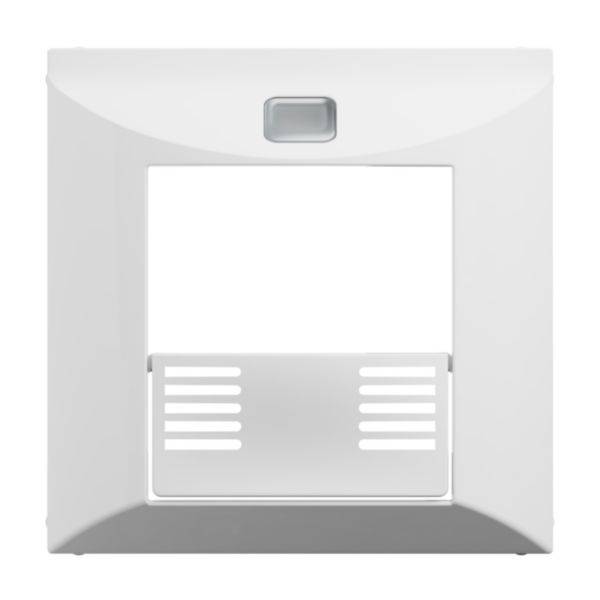 Pusty biały ramka włącznika światła z otworem na przełącznik u góry i otworami wentylacyjnymi na dole, na białym tle.