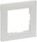 Prosty, biały plastikowy ramka w kształcie kwadratu, prawdopodobnie do zakrycia włącznika lub gniazdka elektrycznego.