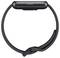 Czarny smartwatch widziany z boku. Widoczny przycisk i design paska.