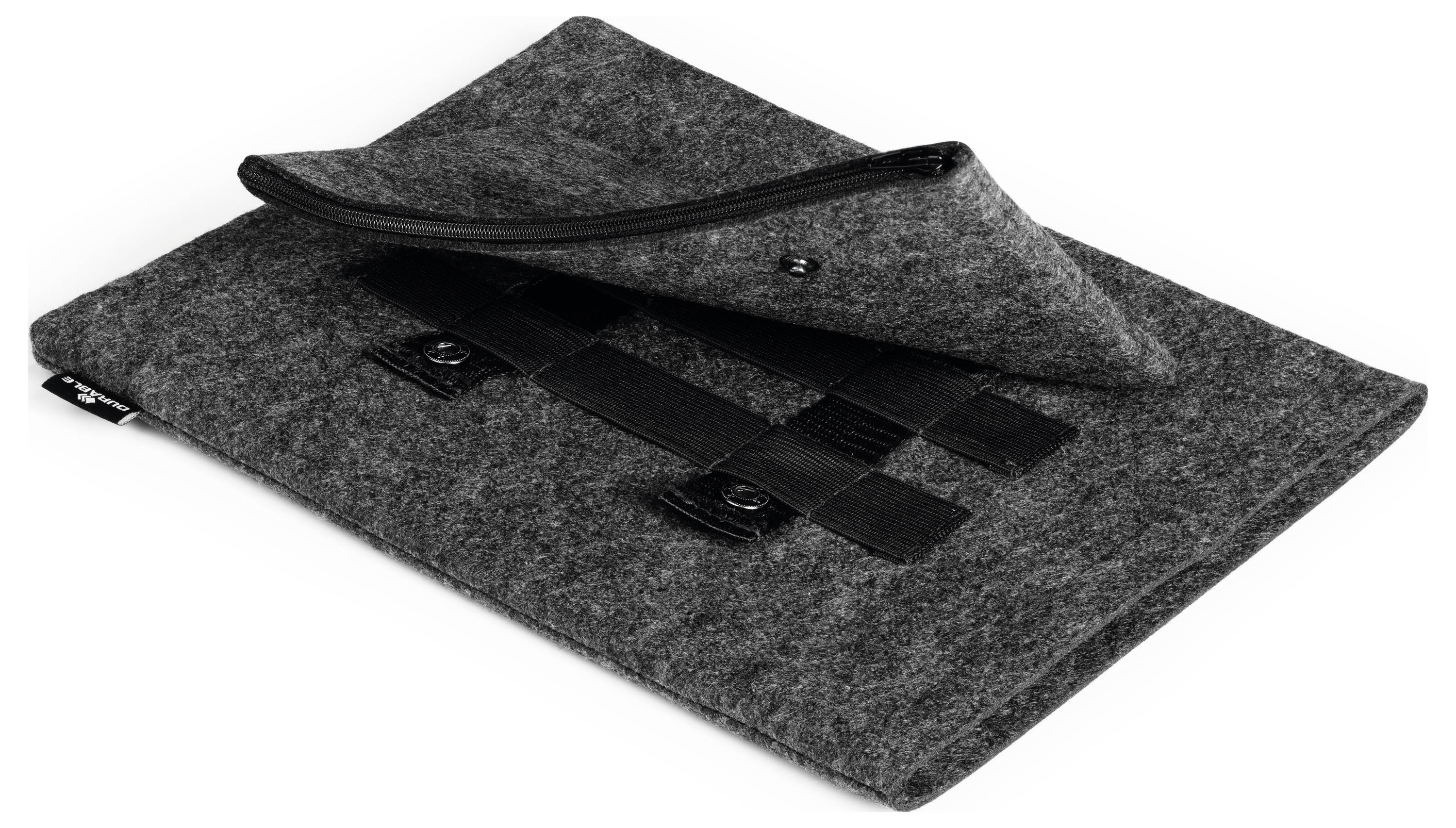 Ciemna, filcowa torba na laptopa z otwartym zamkiem błyskawicznym, ukazująca czarne paski wewnątrz.