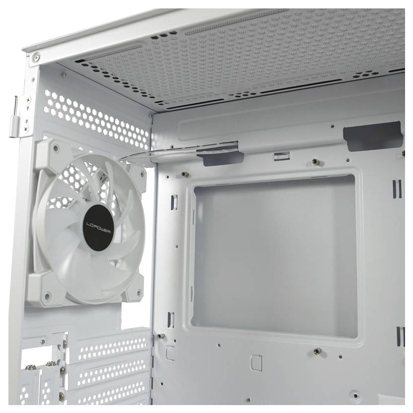 Widok wewnętrzny obudowy komputera z białym wentylatorem i otwartymi mocowaniami. Gotowy do zamontowania podzespołów.