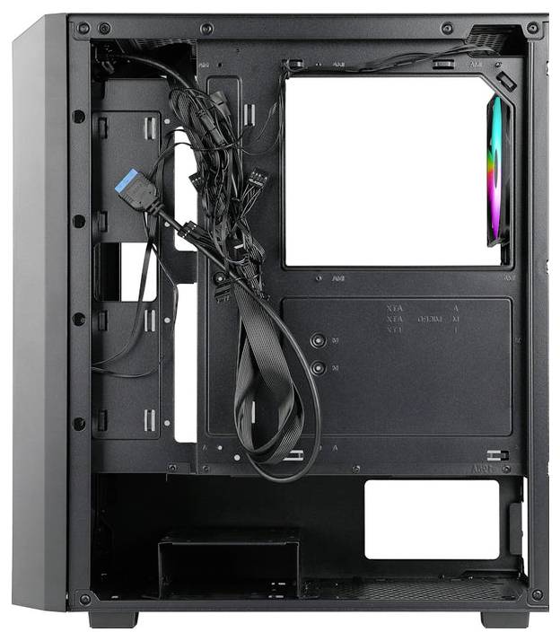 Otwarta czarna obudowa komputera, z widocznymi przewodami i miejscem na płytę główną. W górnym prawym rogu wentylator RGB.