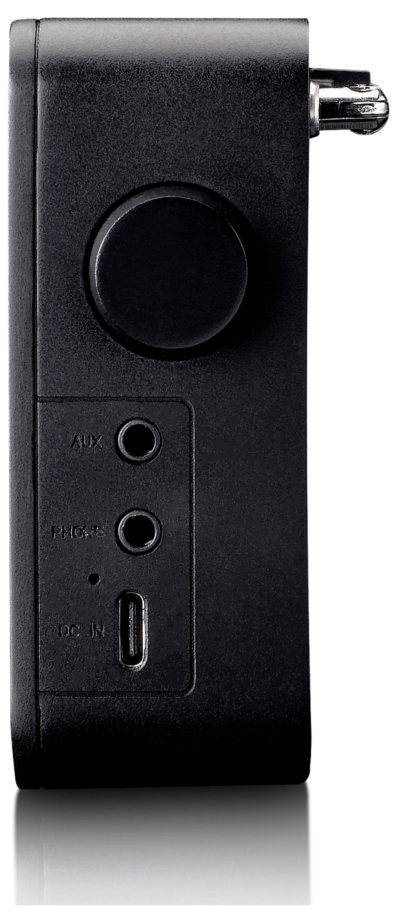 Czarne urządzenie elektroniczne z wejściami AUX i mikrofonowymi oraz interfejsem USB-C z boku.