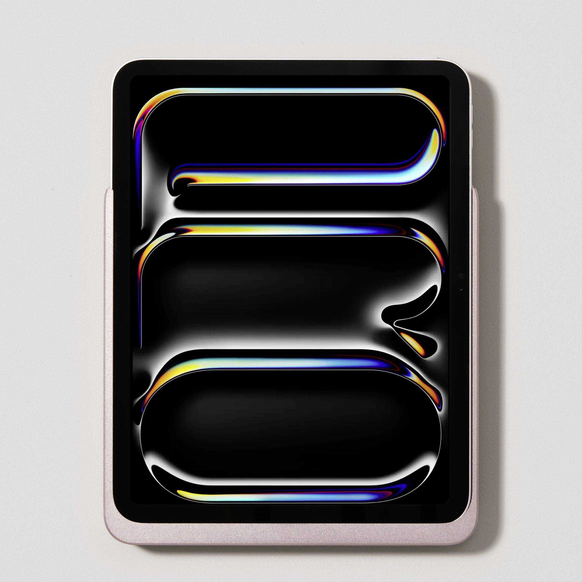 Tablet z czarnym ekranem, na którym widnieje abstrakcyjny, błyszczący, wielobarwny projekt w postaci dużych, zakrzywionych kształtów.