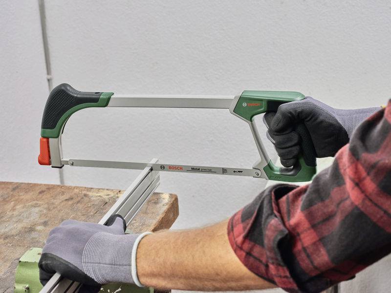 Пилка для дерева Bosch Home and Garden 1600A032UM, довжина полотна 300 мм