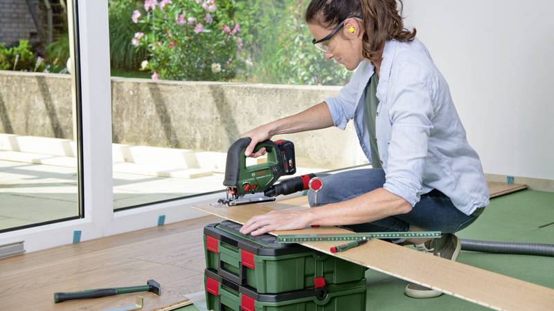 Акумуляторний лобзик Bosch Home and Garden AdvancedSaw 18V-140 0603013003