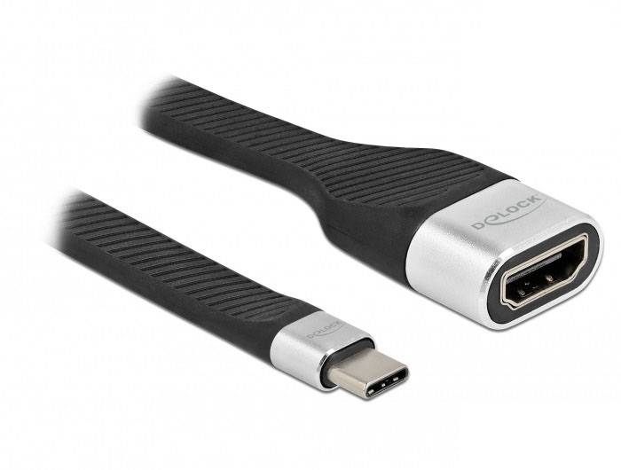 Czarny kabel USB-C na HDMI firmy Delock, o płaskiej konstrukcji. Po lewej stronie znajduje się wtyczka USB-C, a po prawej złącze HDMI.