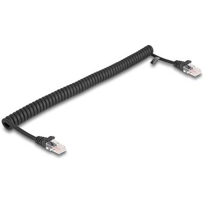 Czarny spiralny kabel Ethernet z wtyczkami RJ45 na obu końcach, odpowiedni do sieci i połączeń internetowych.
