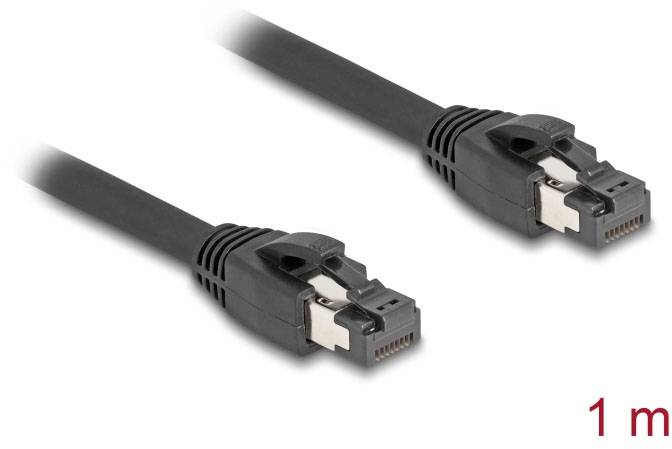 Czarny kabel Ethernet, o długości 1 metra, z dwoma wtyczkami RJ45.