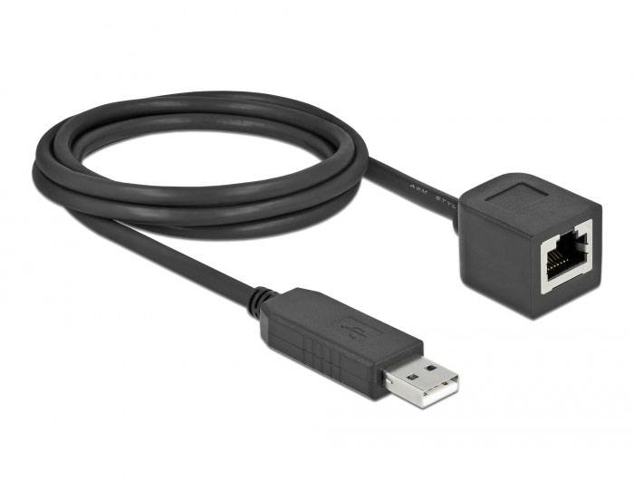 Czarny kabel adapter USB do Ethernet, wyposażony w wtyczkę USB oraz złącze sieciowe. Idealny do podłączenia do sieci.