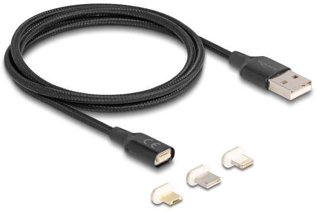 Czarny kabel USB z wymiennymi adapterami złącz: Lightning, USB-C i Micro-USB. Odpowiedni do urządzeń mobilnych.
