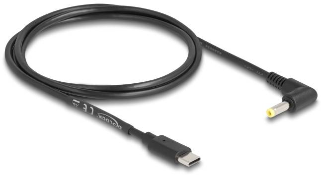 Czarny kabel USB-C na wtyk DC, przeznaczony do urządzeń elektronicznych. Po lewej stronie wtyczka USB-C, po prawej żółty okrągły wtyk.