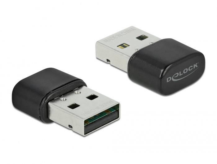 Dwa czarne adaptery USB firmy Delock, jeden z widokiem na wtyczkę USB, drugi pokazujący napis 'DELOCK' z boku.