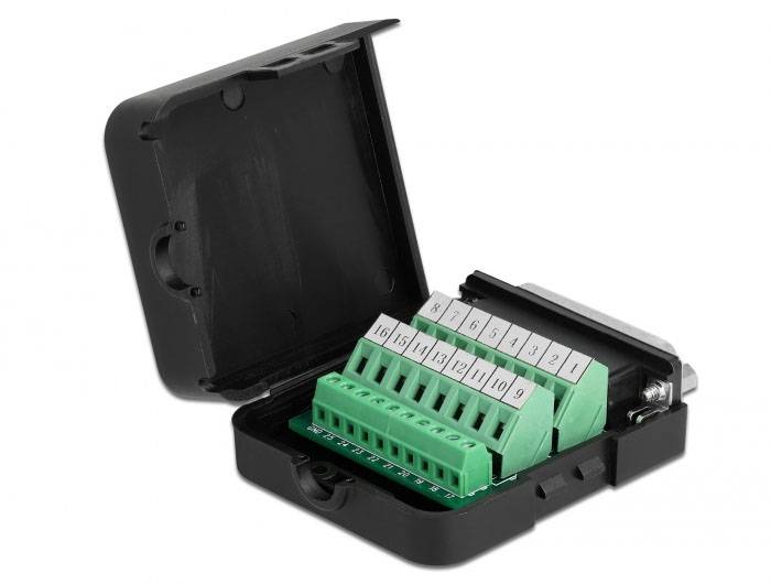 Otwarte czarne elektryczne złącze z zielonymi zaciskami przyłączeniowymi, ponumerowanymi od 1 do 16, służące do podłączania przewodów.