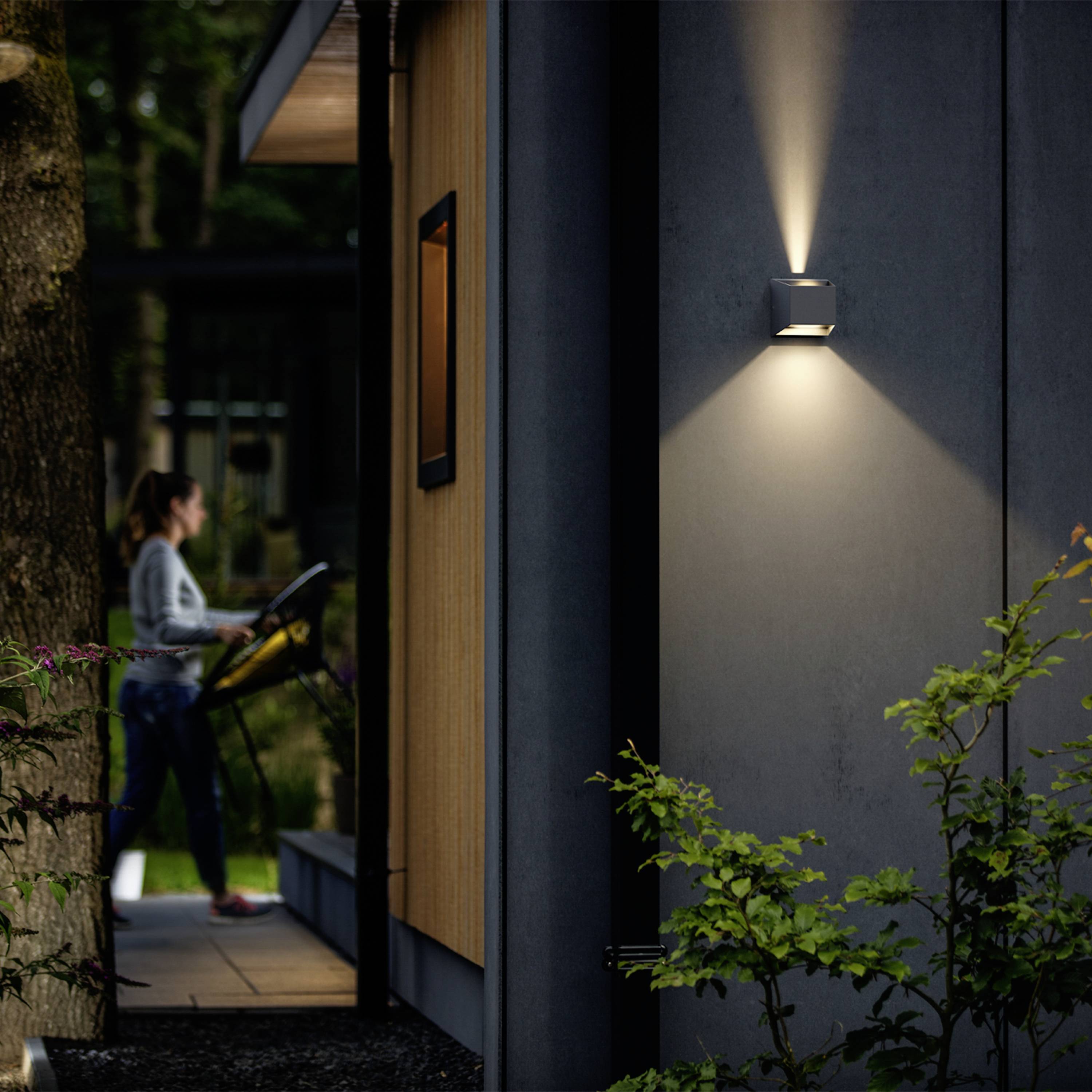 Настінний світильник Philips LED Alix 929004140901 8,6 Вт 400,00 лм IP44 для зовнішнього використання