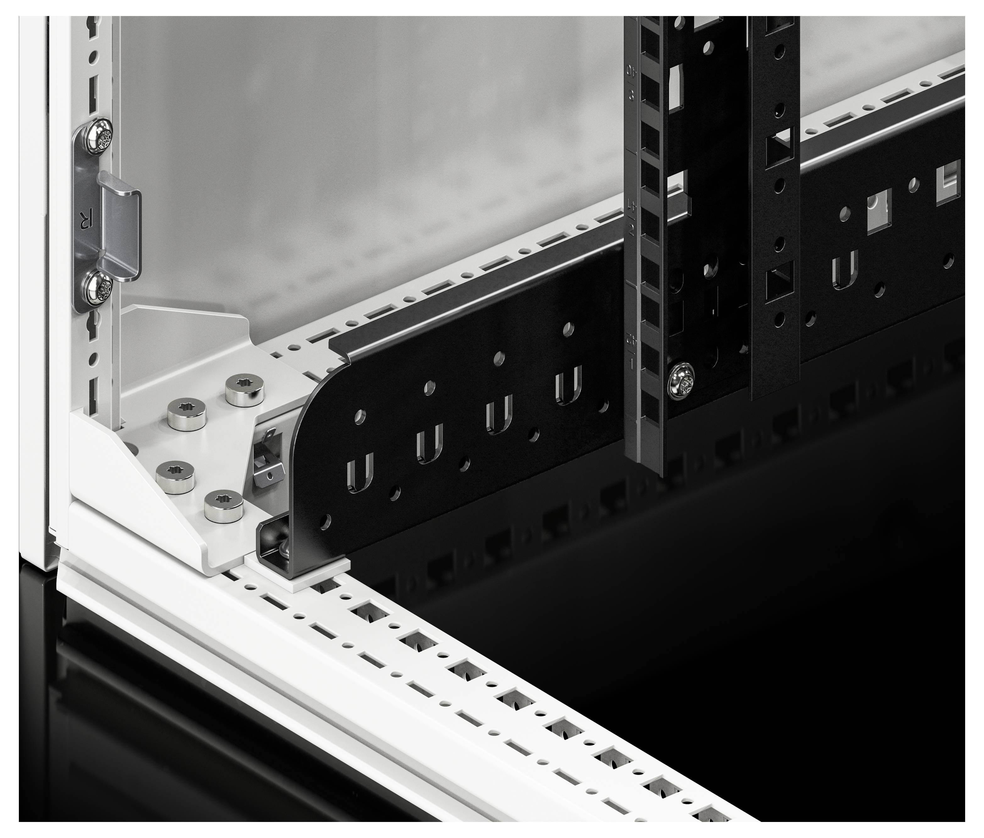Obraz przedstawia fragment białej metalowej obudowy z czarnymi i białymi szynami, śrubami i połączeniami mechanicznymi.