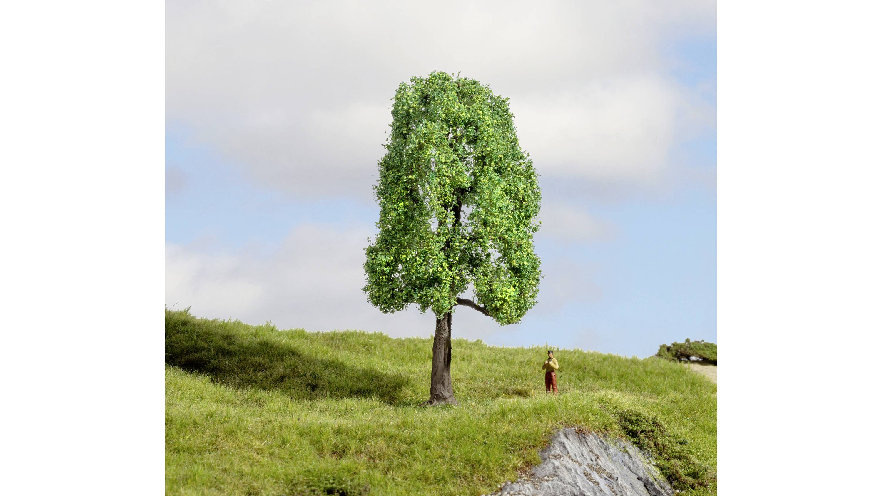 NOCH 20101 Ясен деревний 130 мм 1 шт.