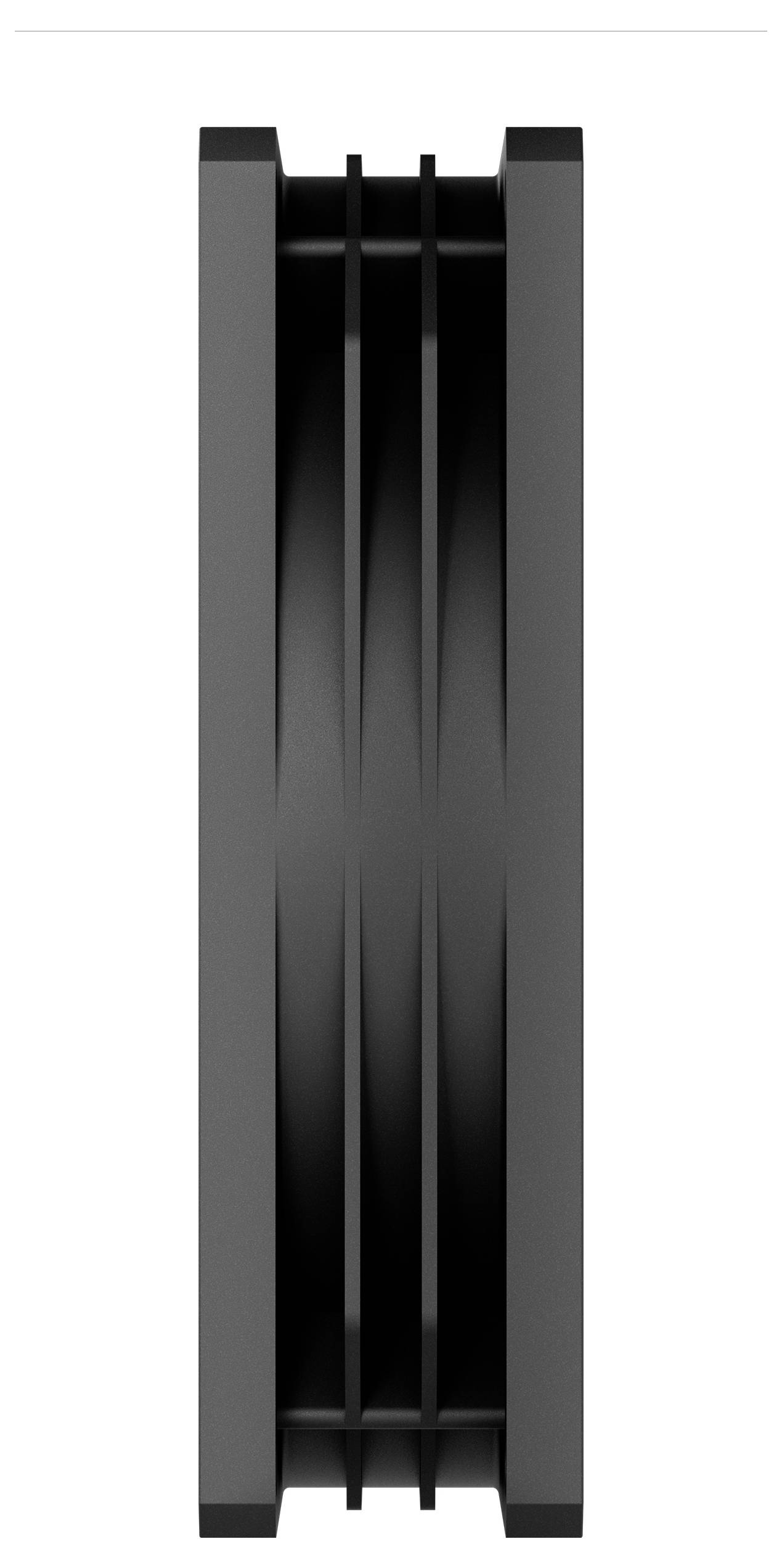 Czarny, prostokątny wentylator komputerowy sfotografowany z boku, ukazujący kilka łopatek wirnika i minimalistyczny design.