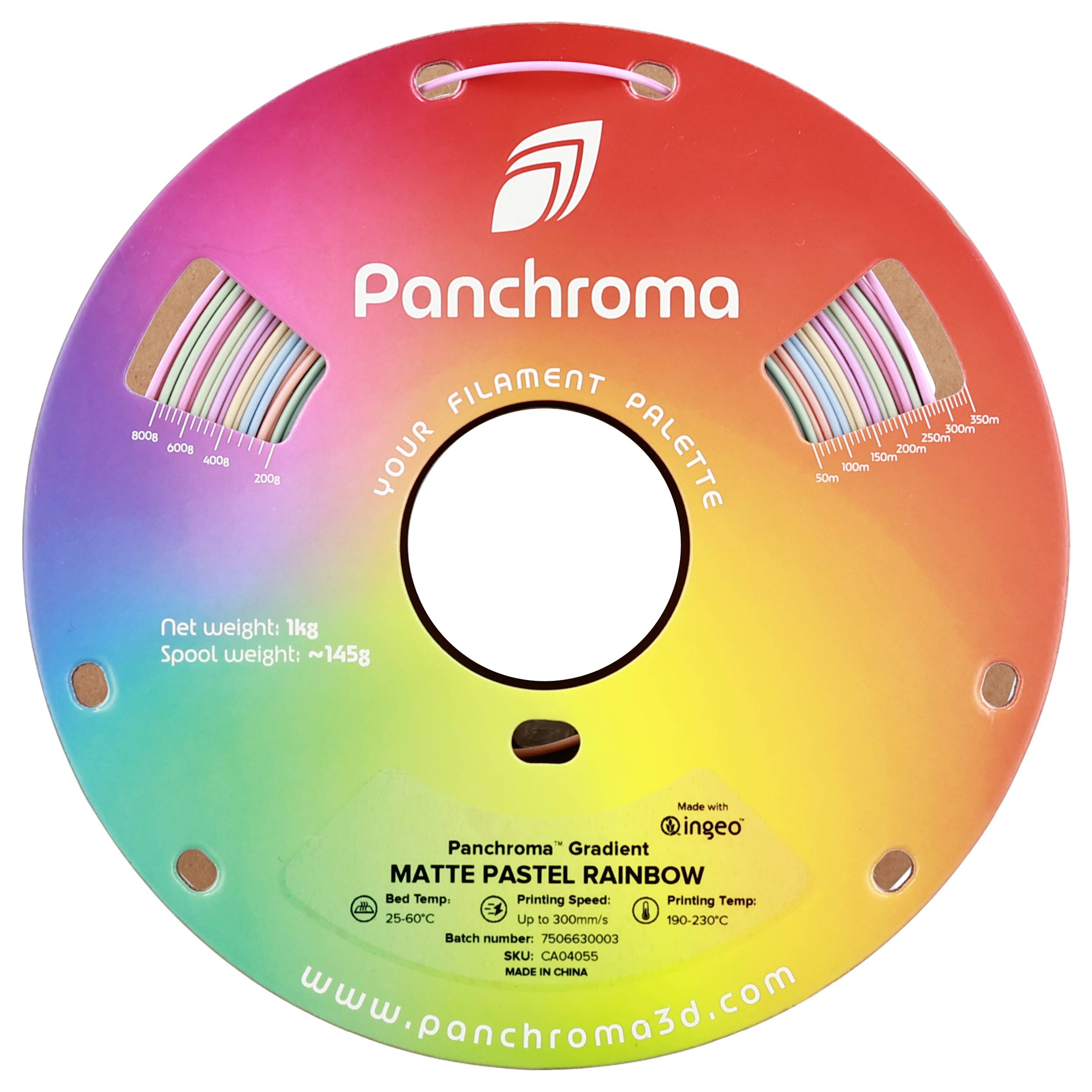 Próbnik kolorów dla filamentów do druku 3D w kolorach tęczy z informacjami o produkcie, takimi jak waga i zakresy temperatur.