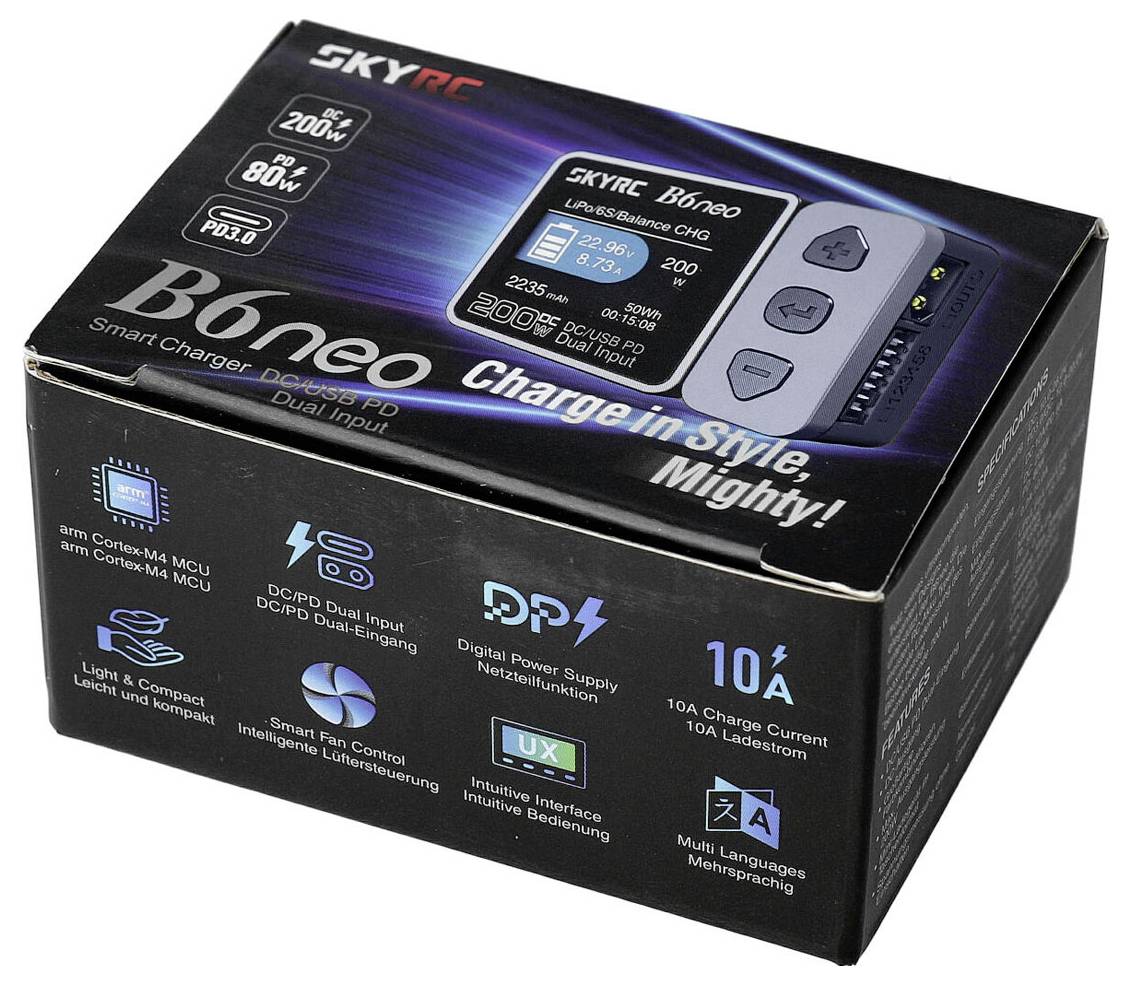 Opakowanie ładowarki z napisem 'SKYRC B6neo', prezentujące urządzenie i podkreślające funkcje takie jak podwójne wejście USB-C oraz prąd ładowania 10A.