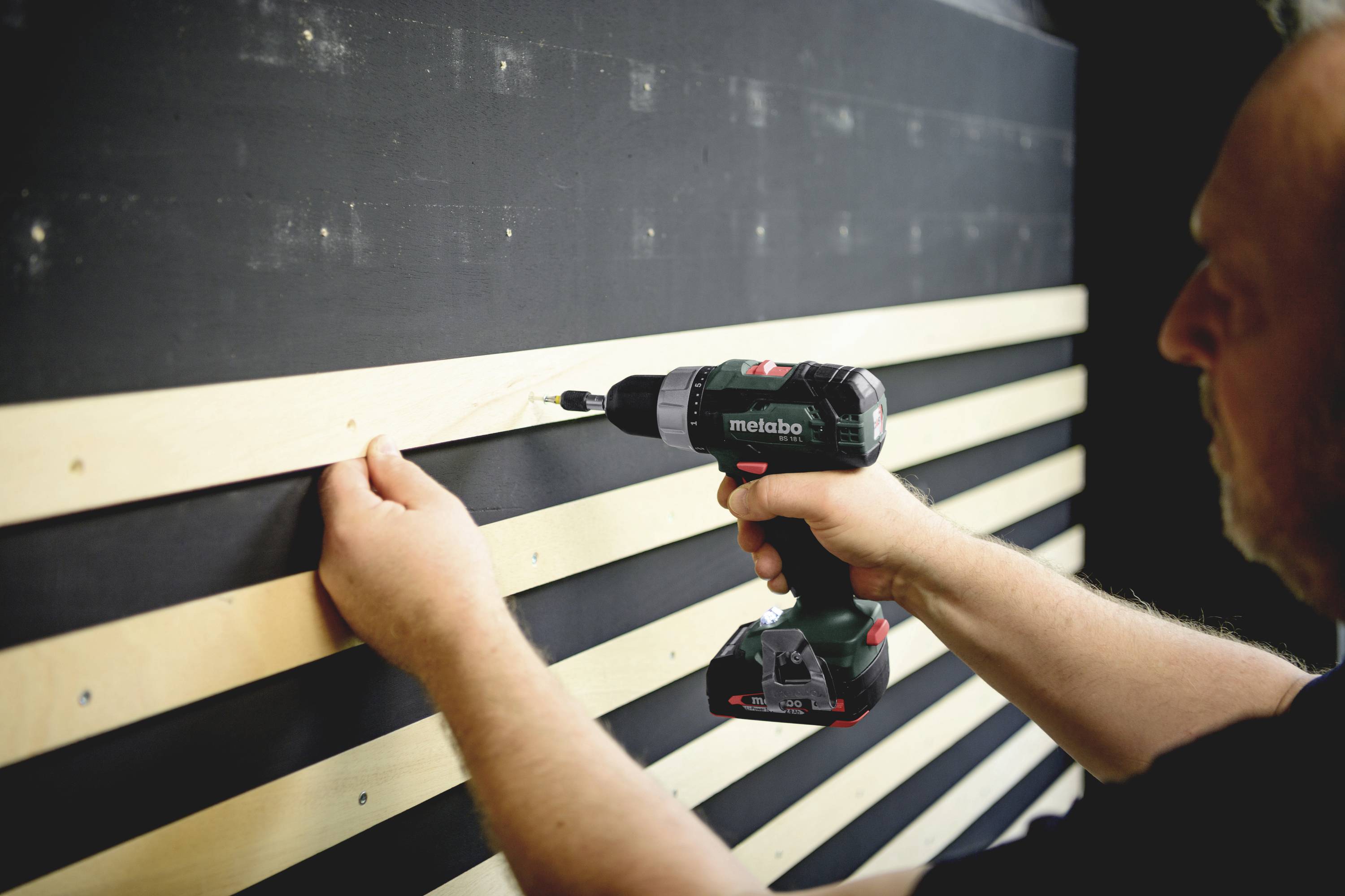 Акумуляторний дриль-шуруповерт Metabo BS 18 L 614051500, 18 В 2 Аг, безщітковий, з 2 акумуляторами, з кейсом, із зарядним пристроє