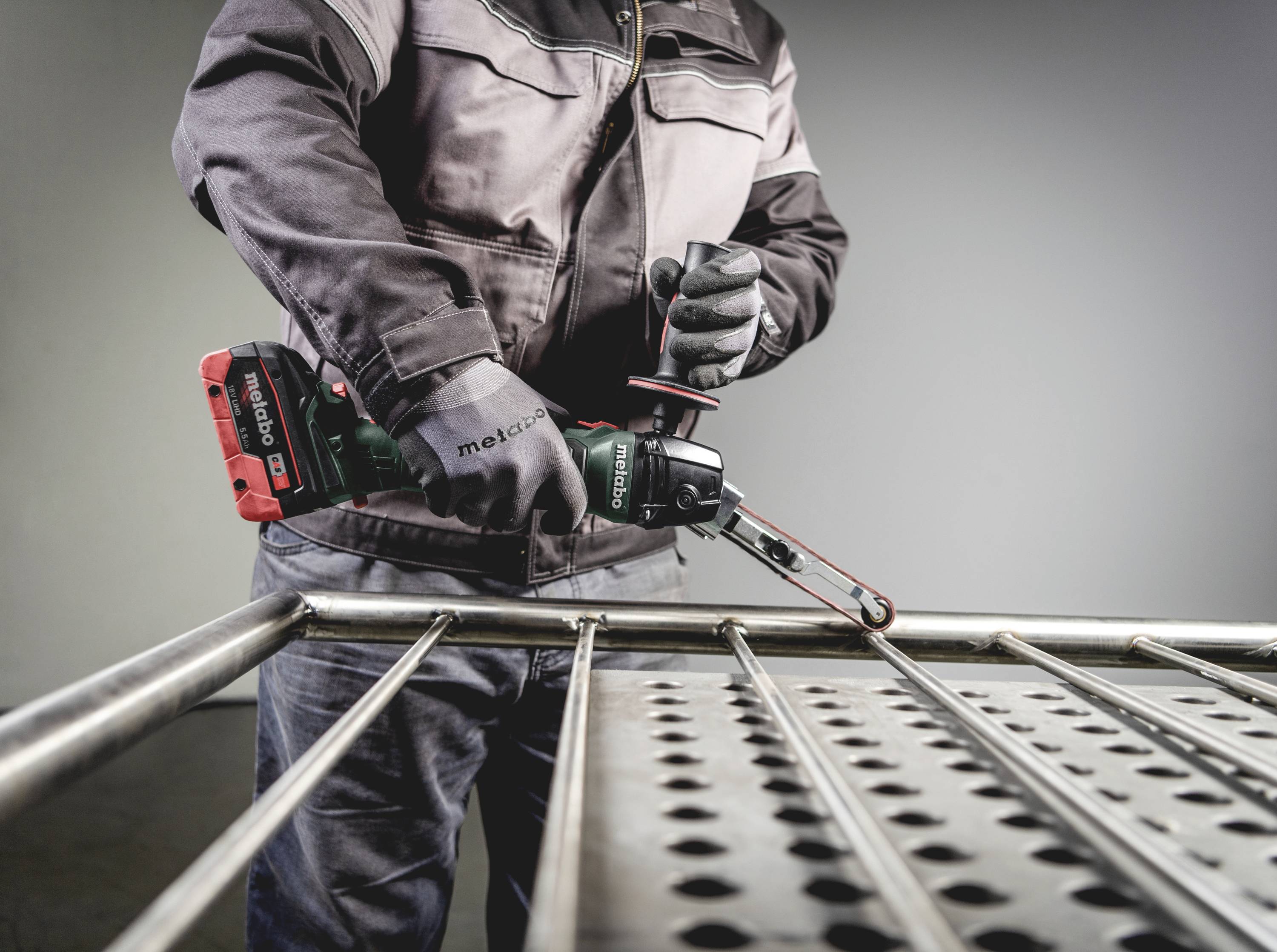 Стрічкова шліфувальна машина для труб Metabo BFVB 18 LTX BL 90 601767840