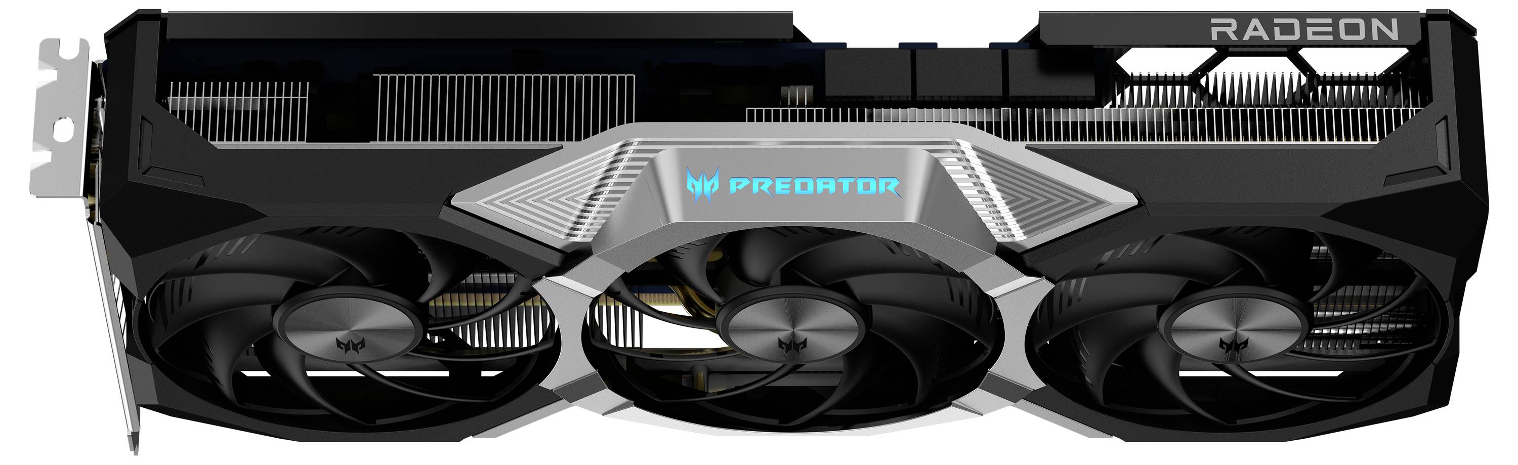 Karta graficzna z trzema wentylatorami i metalowymi radiatorami. Napis 'Predator' świeci na niebiesko. Oznaczenie 'Radeon' na górnej części obudowy.