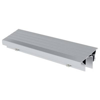 Srebrna, prostokątna pokrywa kanału kablowego z aluminium, montowana z boku, chroni i organizuje przewody.