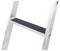 Stopień drabiny aluminiowej z powłoką antypoślizgową.