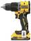 Akumulatorowa wiertarka w kolorach żółtym i czarnym, marka DeWalt, model 18V XR Brushless. Po lewej stronie wiertło, po prawej uchwyt z akumulatorem u dołu.