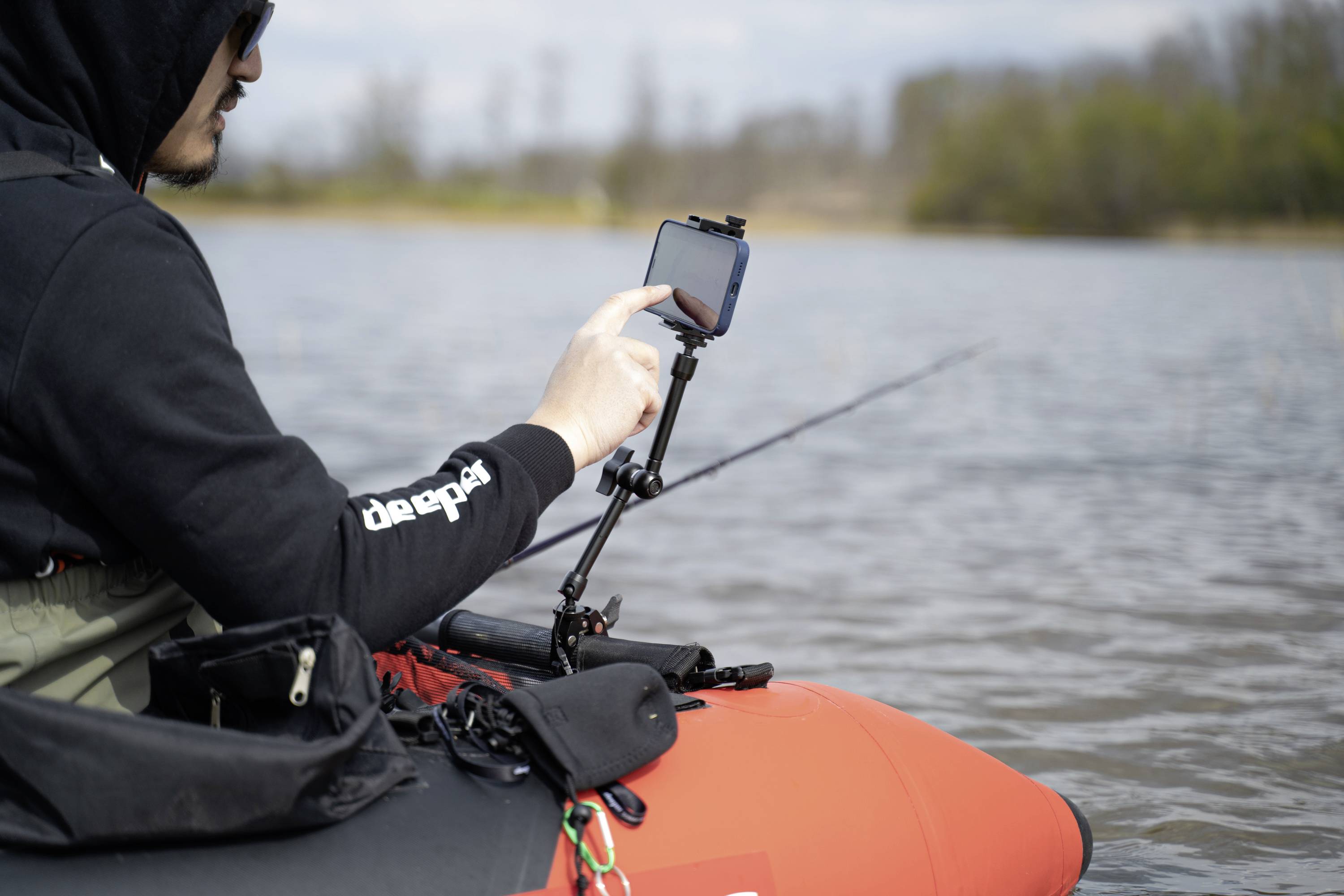 Відеотримач глибший Deeper Smartphonehalterung für Boote/Kayak чорний Підходить для: Смартфонів з розміром 65 - 95 мм