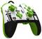Zielonoczarny kontroler do gier z ikonicznymi postaciami i symbolami z popularnej gry wideo.