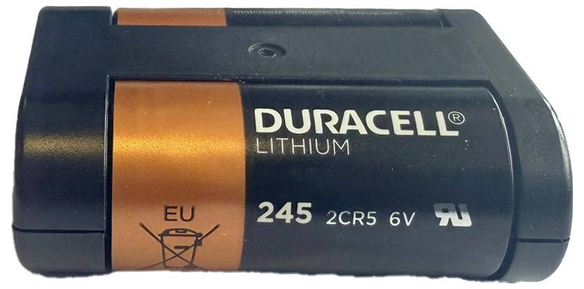 Bateria litowa Duracell 245, model 2CR5, 6V, z symbolem europejskiego kosza na śmieci.