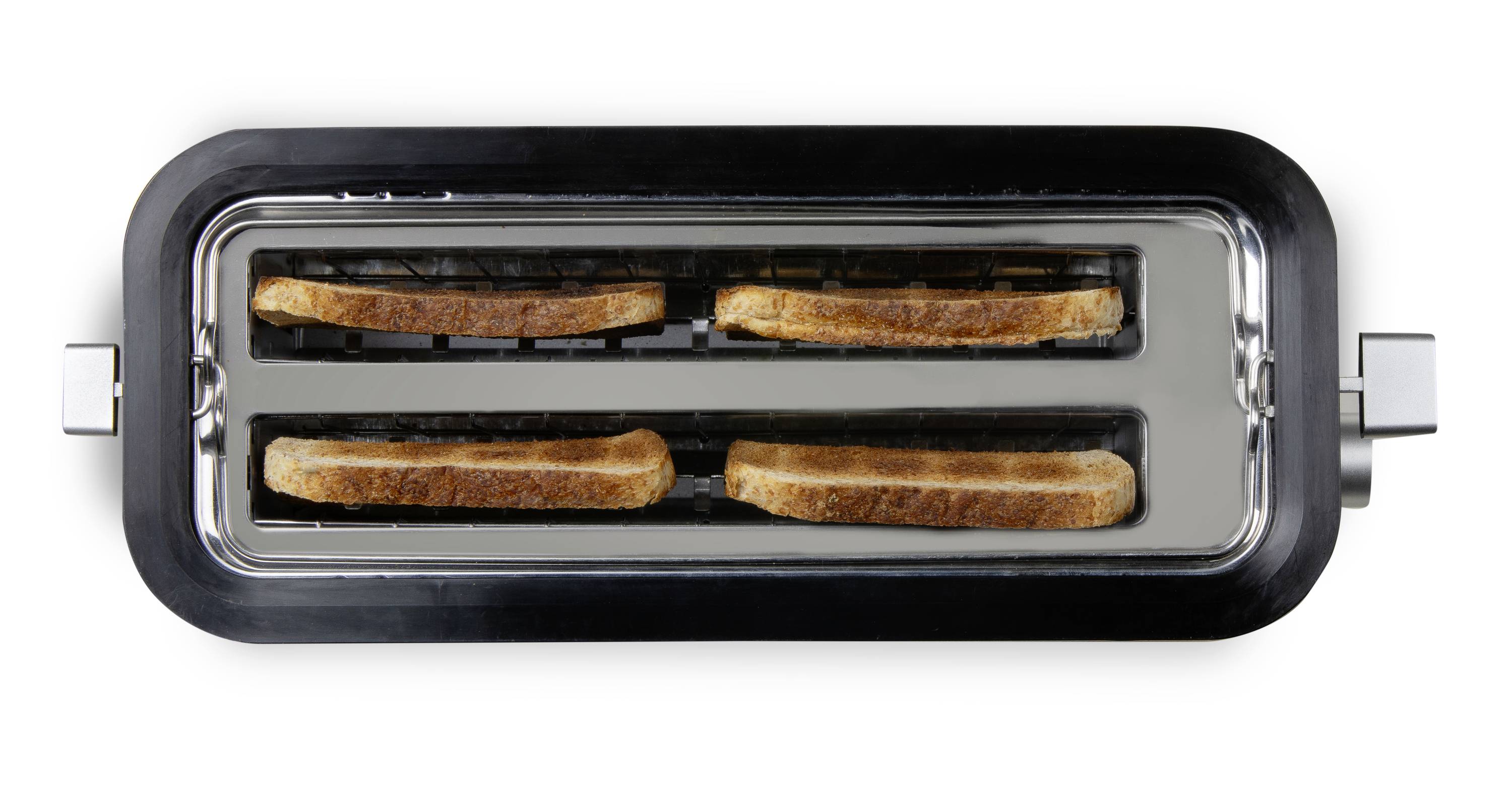 Cztery kromki chleba w tosterze z okienkiem, złoto-brązowo zrumienione.