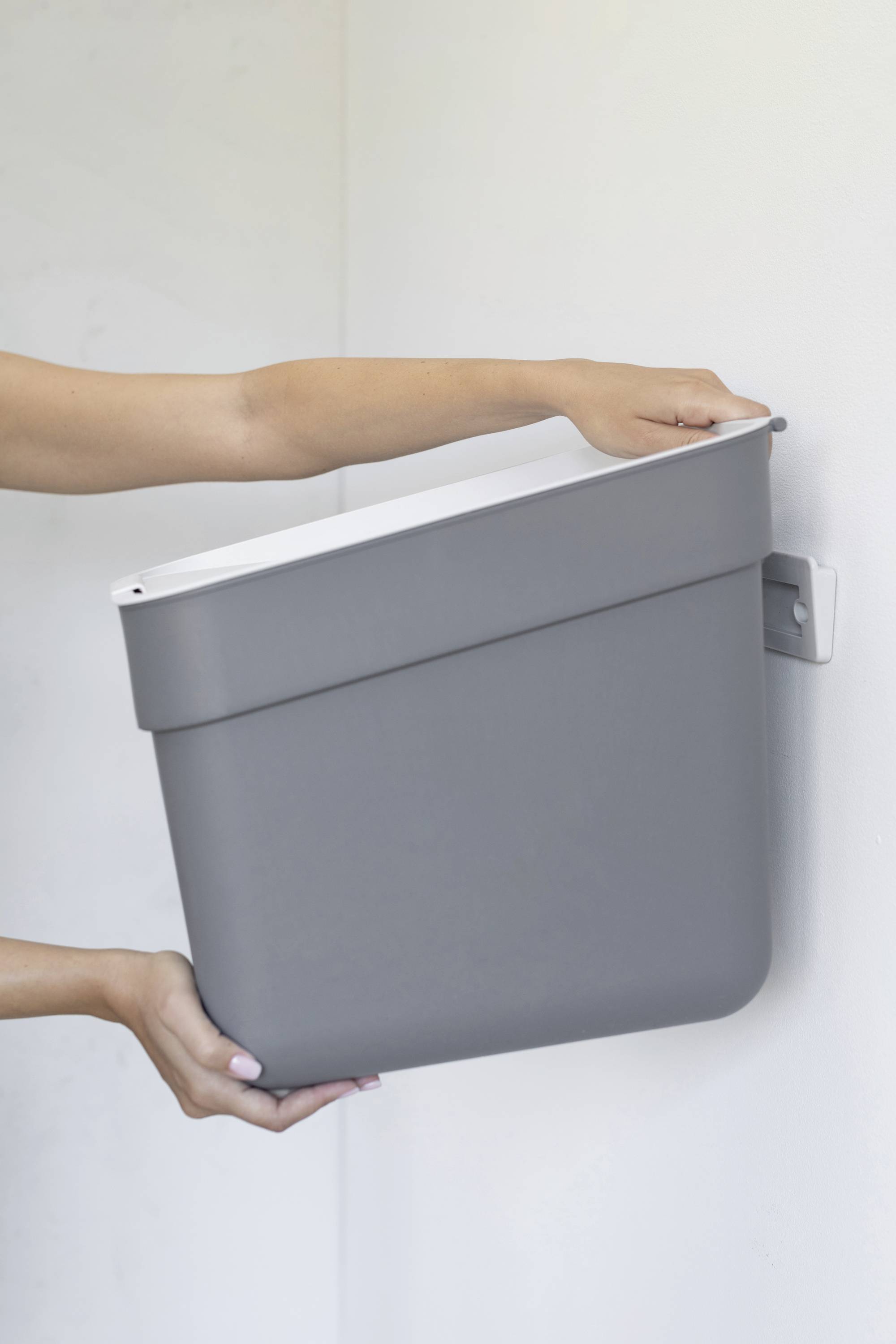 Сміттєвий бак Curver 252021 (Д x Ш x В) 24,6 x 36,7 x 33,1 см темно-зелений 1 шт.