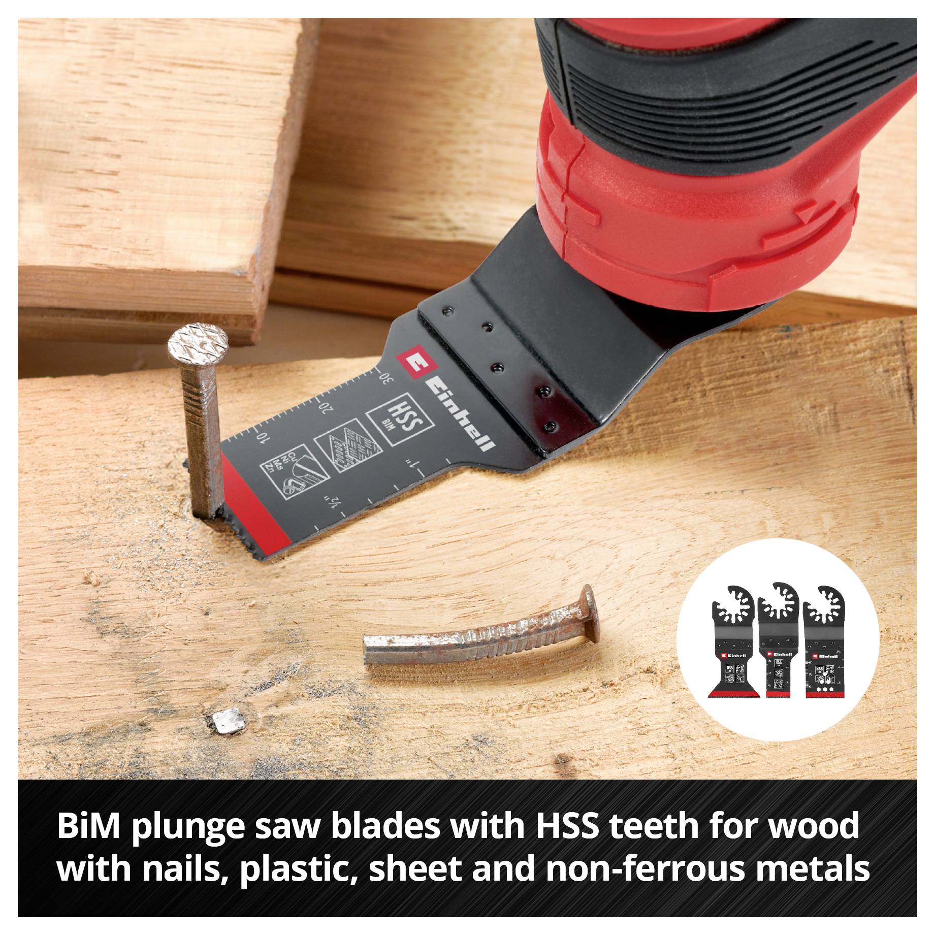 Elektryczna piła bez trudu przecina gwóźdź otoczony drewnianymi kawałkami. W prawym dolnym rogu: ilustracja trzech wymiennych ostrzy piły.