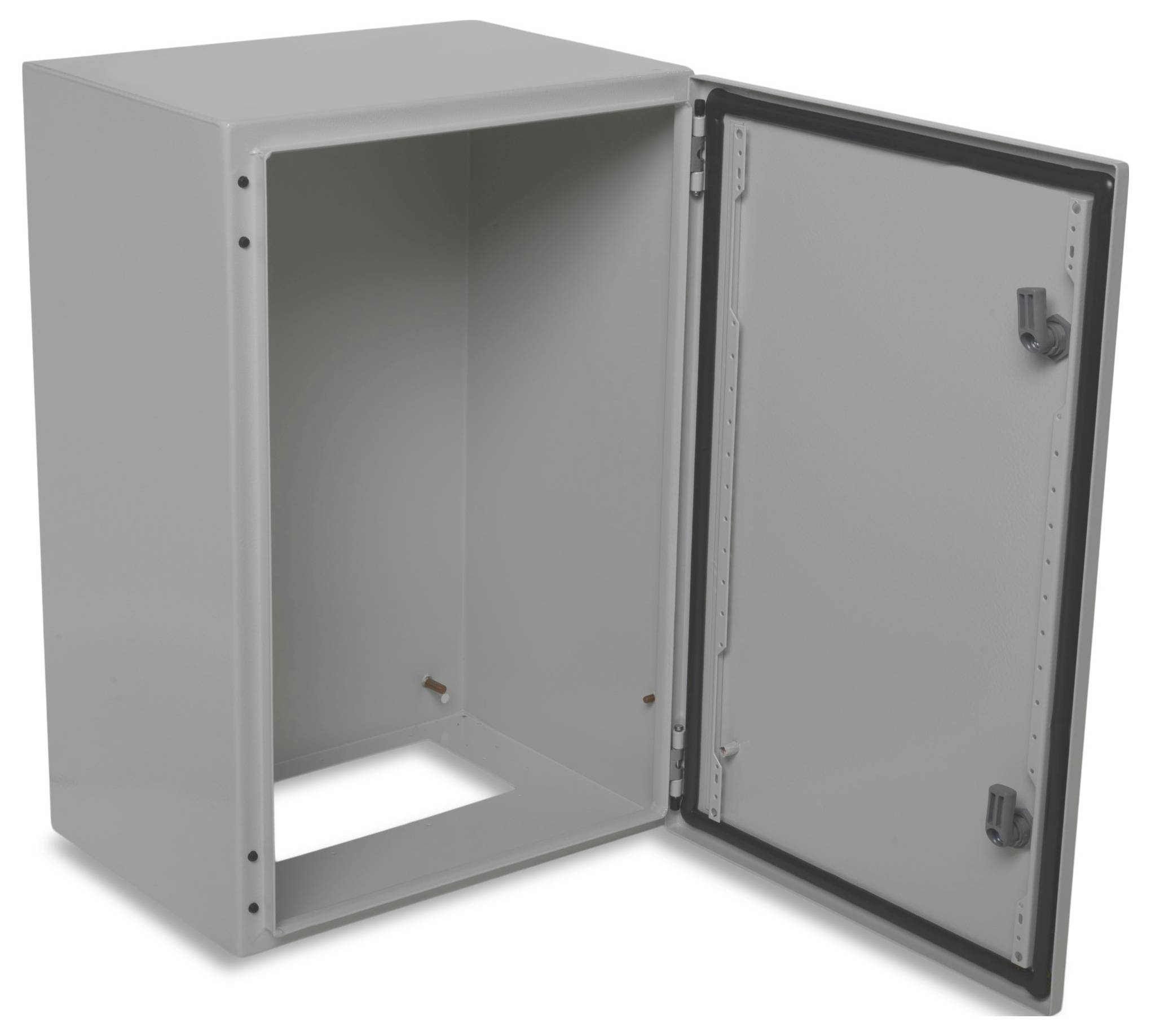 Otwarty szary metalowy szafka bez wewnętrznych półek lub zabudowy, z prostokątnym otworem w dolnej części, przeznaczona do zastosowań przemysłowych.