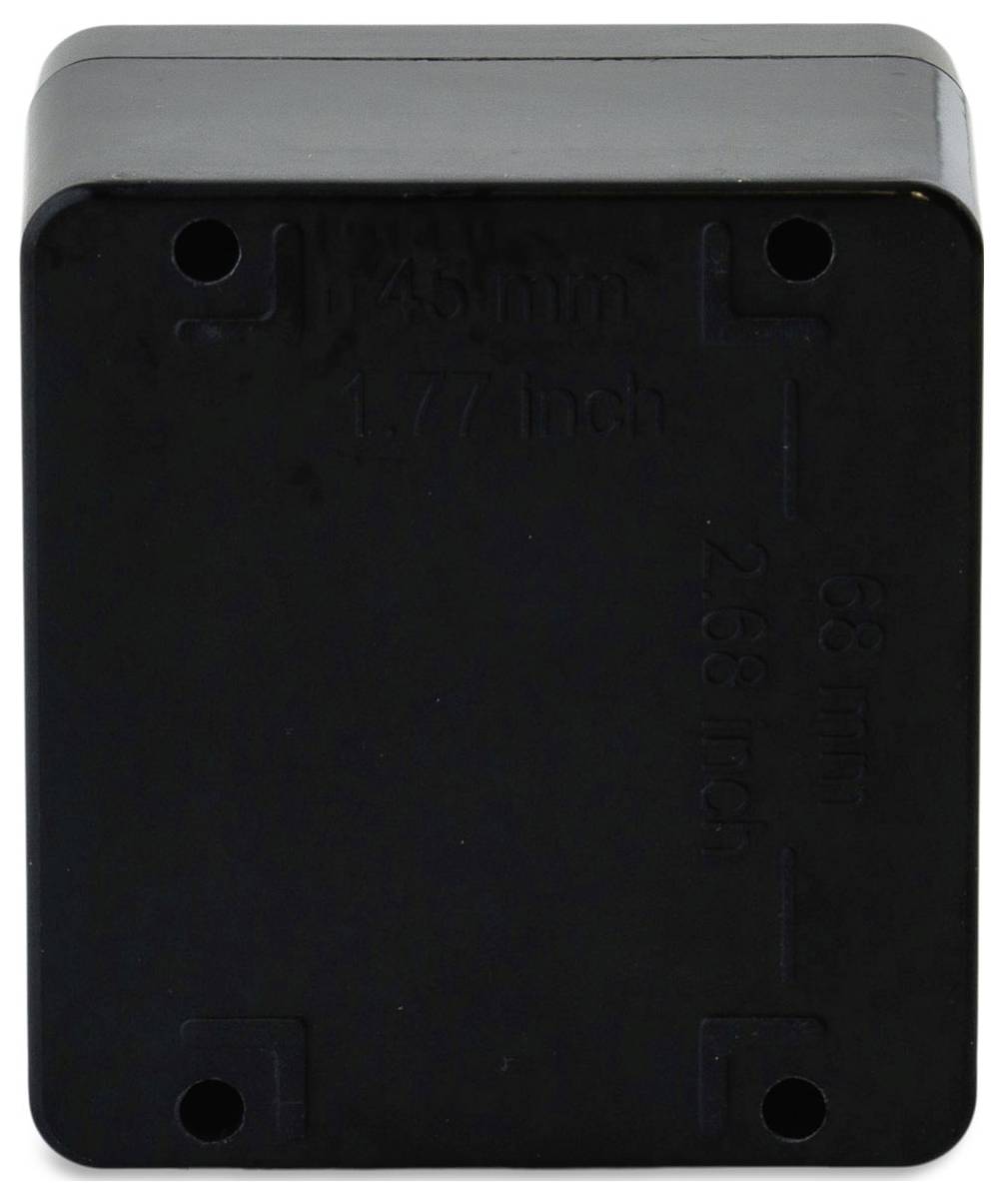 Czarne, prostokątne obudowa z tworzywa sztucznego z zaokrąglonymi narożnikami i otworami do mocowania śrub w każdym rogu. Wymiary wygrawerowane: 45 mm x 68 mm.